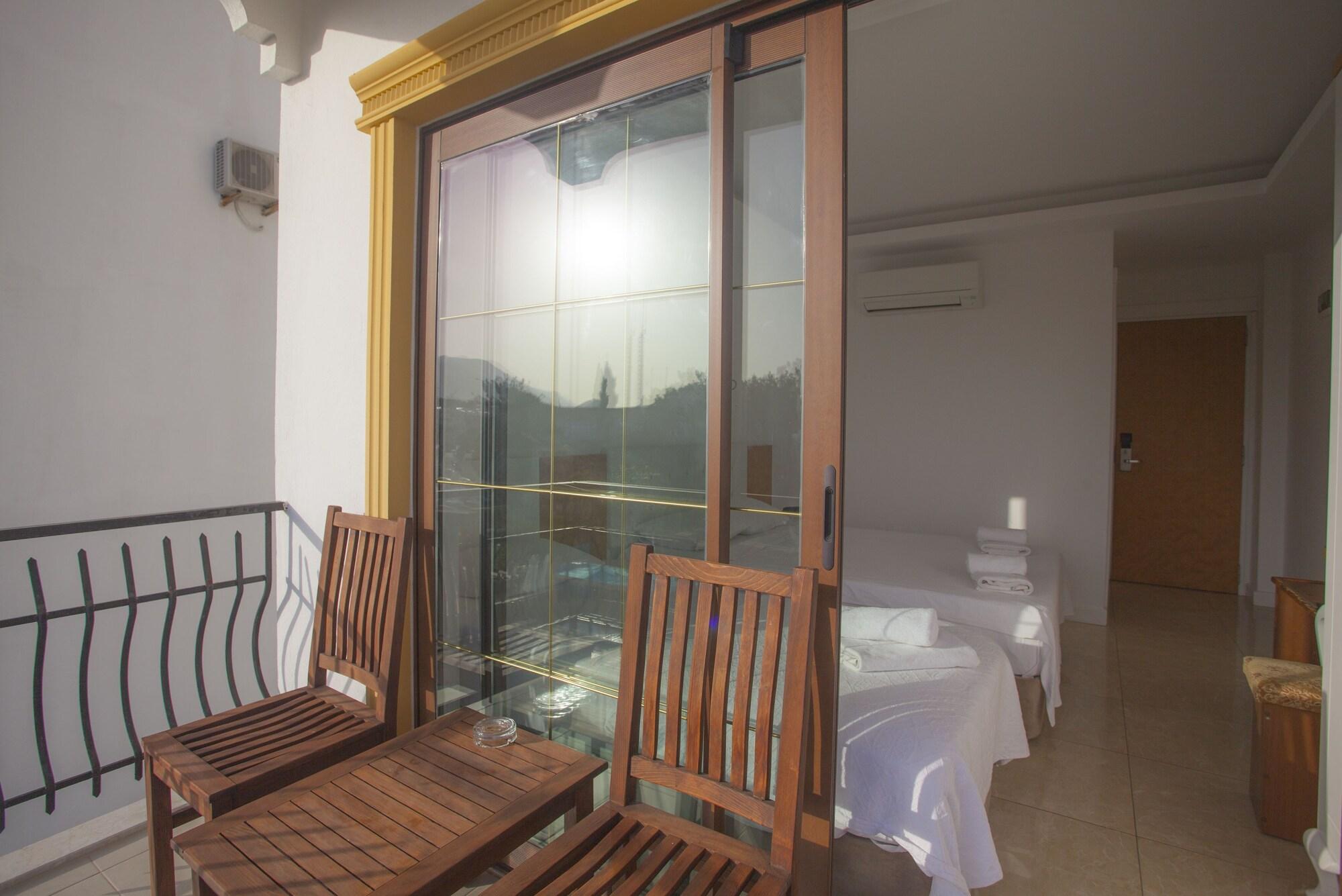 Hotel Ferah Kaş Esterno foto