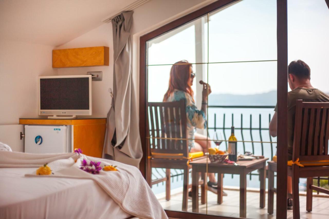 Hotel Ferah Kaş Esterno foto